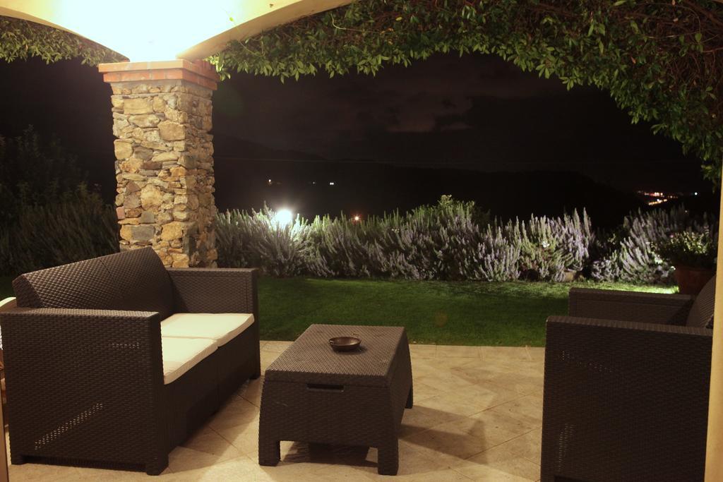 Villa Claudia Quiliano Ruang foto