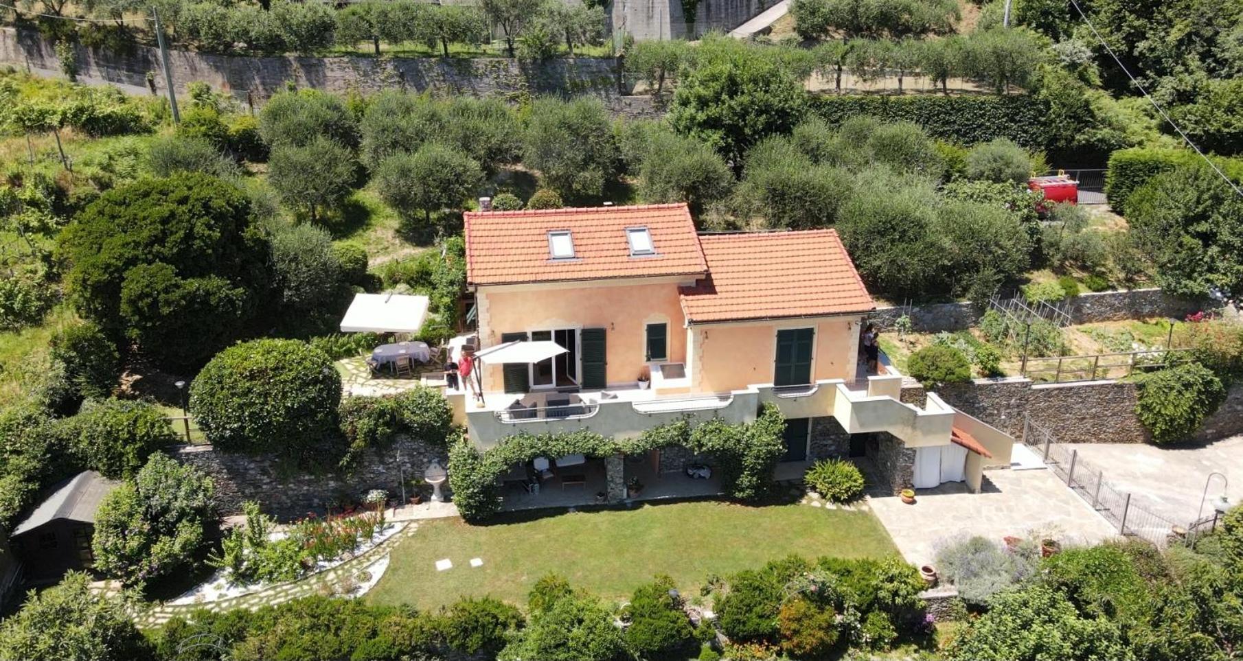 Villa Claudia Quiliano Bagian luar foto