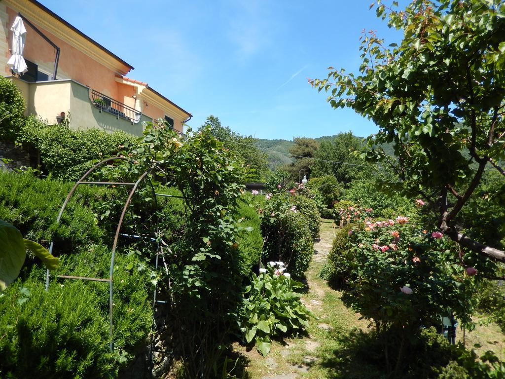 Villa Claudia Quiliano Bagian luar foto