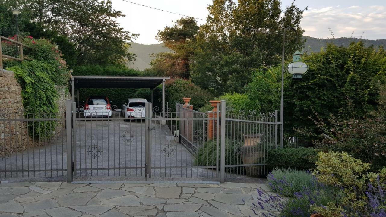 Villa Claudia Quiliano Bagian luar foto